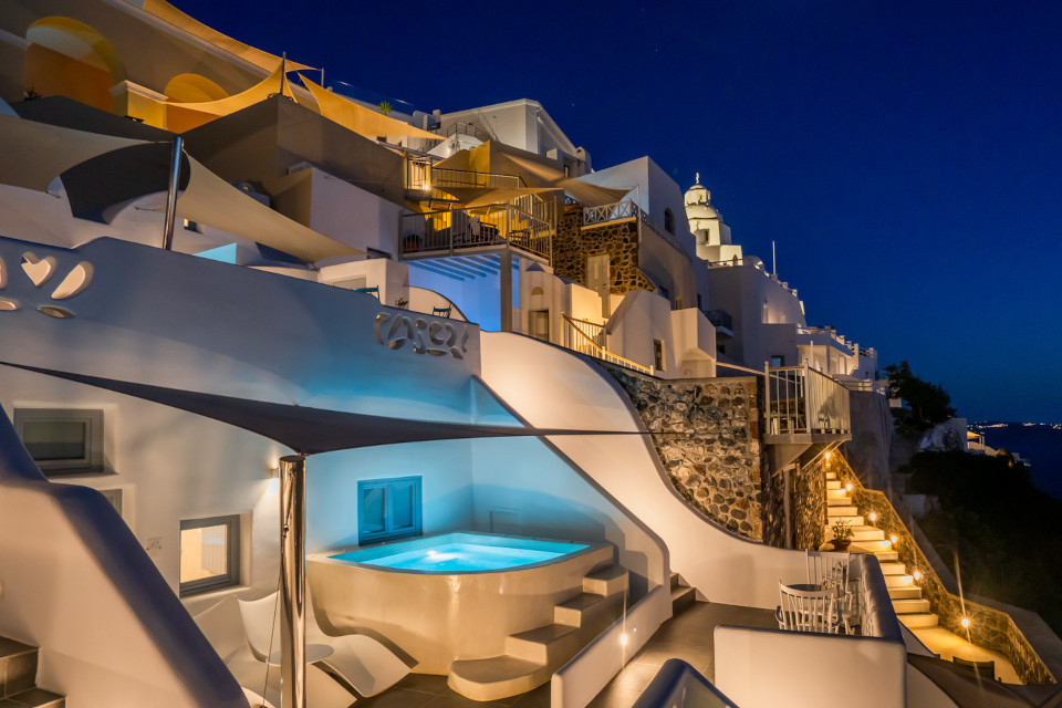 Athina Luxury Suites Santorini