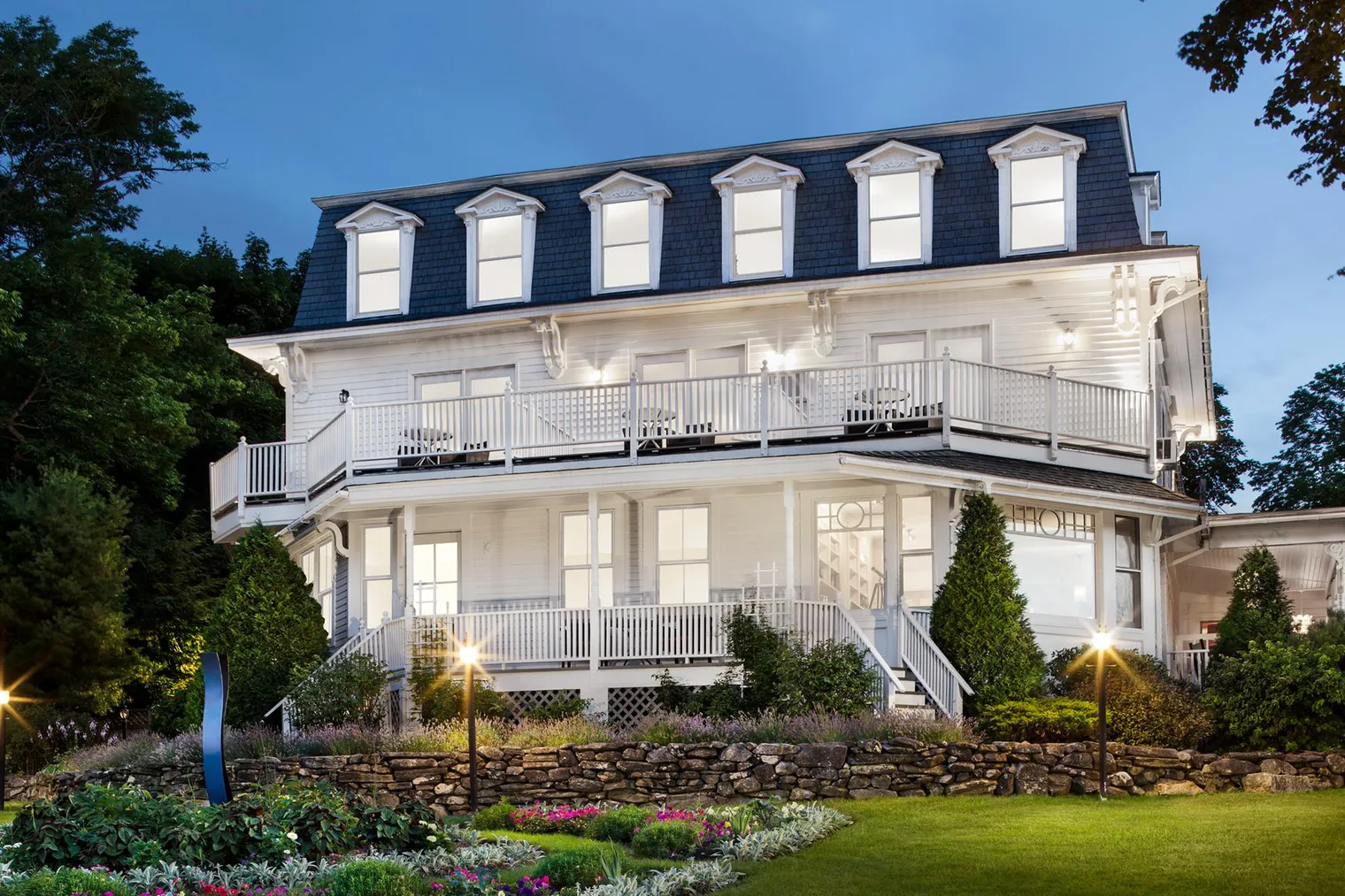 Camden Harbour Inn